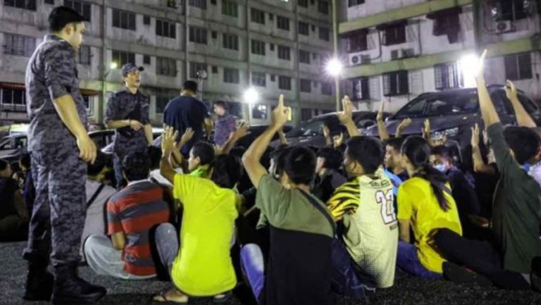 মালয়েশিয়ায় আটক হলেন ২৫২ বাংলাদেশি