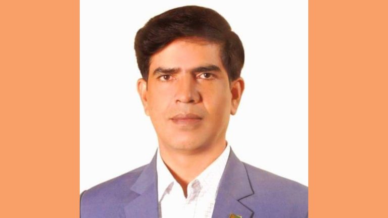 বেলকুচি পৌর মেয়রকে মারপিট মামলার আসামী বেলকুচি উপজেলার সাবেক ভাইস চেয়ারম্যান গ্রেপ্তার