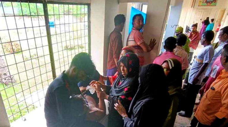 সিরাজগঞ্জে নৌকা ডুবে দুই বন্ধুর মৃত্যু