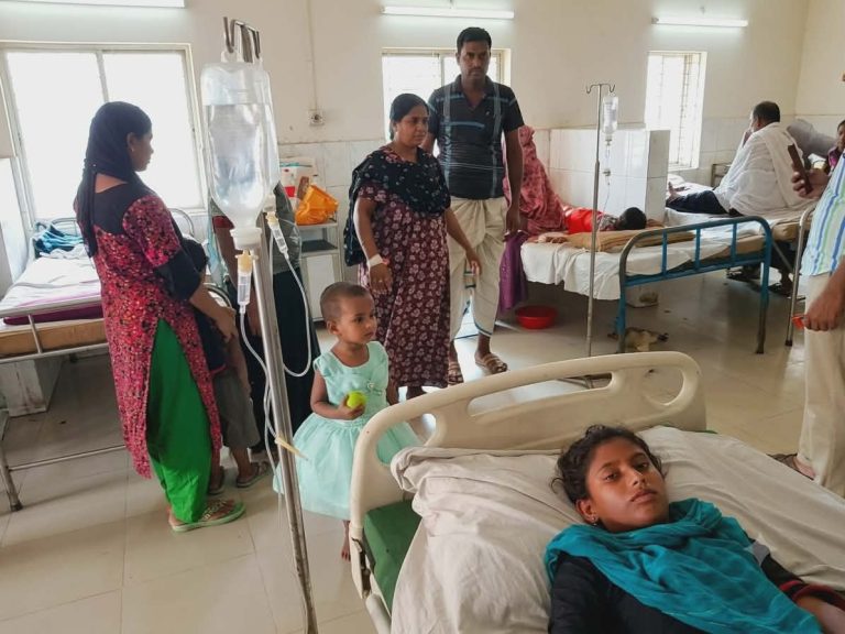 বেলকুচিতে প্রাথমিকের টিফিন খেয়ে ৮ শিক্ষার্থী অসুস্থ, ৫ সদস্যের তদন্ত কমিটি গঠন